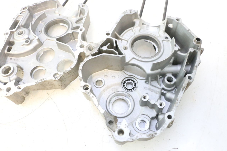 photo de ONDERSTE MOTORKAST APOLLO RFZ 125 - Focus op structuur