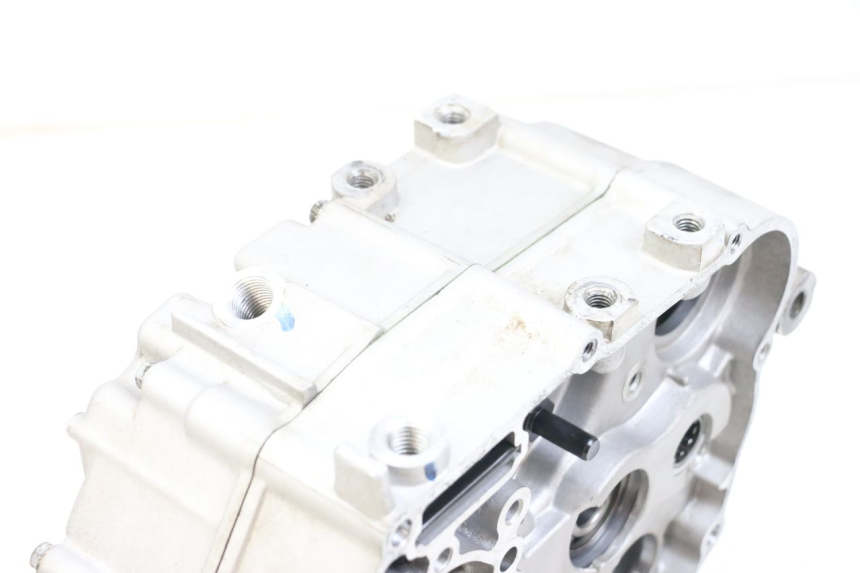 photo de ONDERKANT MOTORBLOK APOLLO RFZ 140 - Gecontroleerd onderdeel