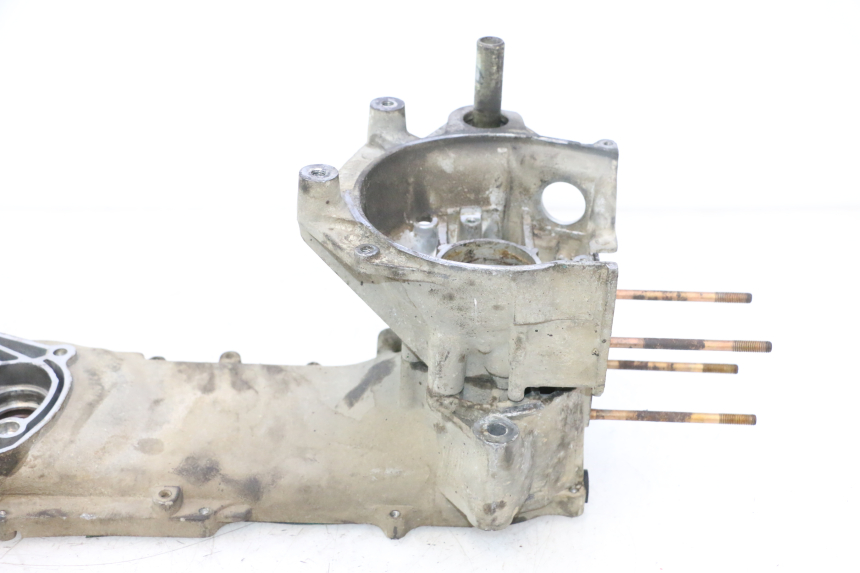 photo de ONDERKANT MOTORBLOK KEEWAY RY6 2T 50 (2011 - 2019) - Kenmerkende details