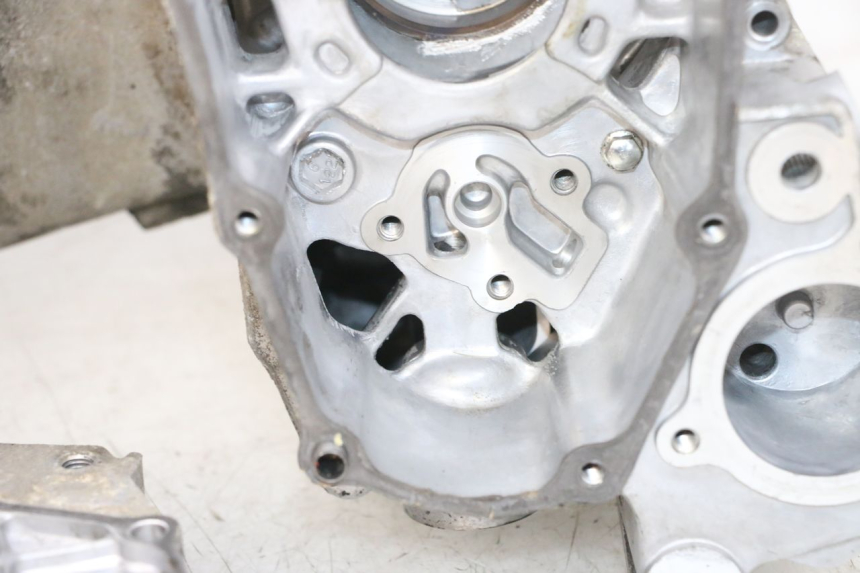 photo de ONDERKANT MOTORBLOK DAELIM S1 125 (2007 - 2016) - Alternatieve hoek