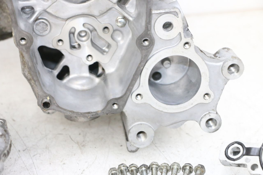 photo de ONDERKANT MOTORBLOK DAELIM S1 125 (2007 - 2016) - Profielaanzicht