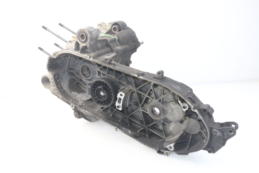 photo de ONDERKANT MOTORBLOK PEUGEOT SATELIS 500 (2007 - 2013) - Zoom op gebruiksstaat