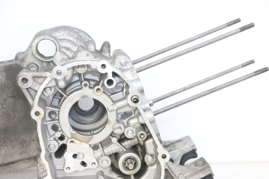 photo de ONDERKANT MOTORBLOK PEUGEOT SATELIS 125 (2013 - 2018) - Aanvullende foto