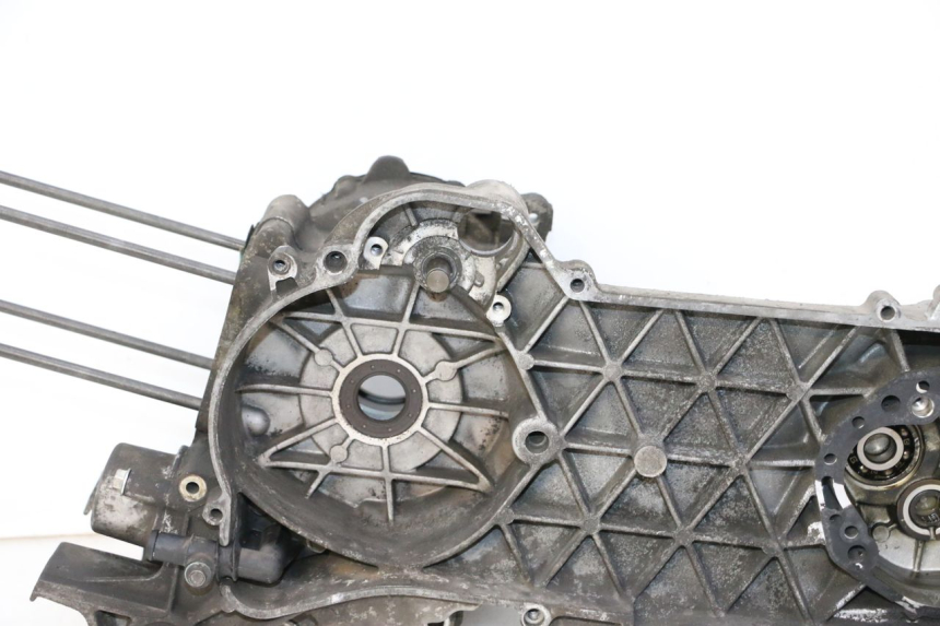 photo de ONDERKANT MOTORBLOK PEUGEOT SATELIS 125 (2010 - 2012) - Productaanzicht