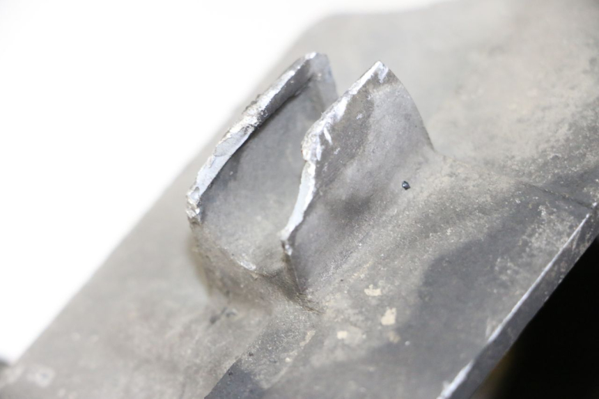 photo de ONDERKANT MOTORBLOK PEUGEOT SATELIS 125 (2010 - 2012) - Technische close-up