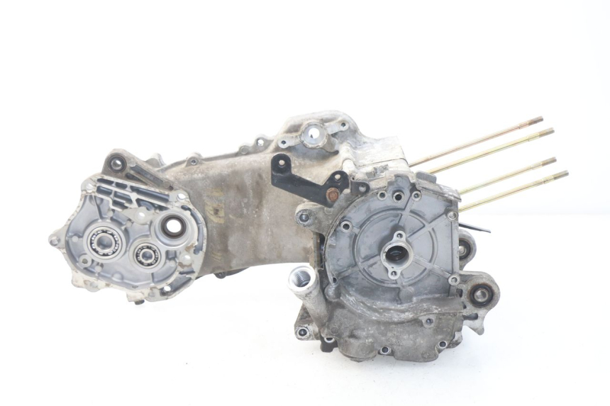 photo de ONDERKANT MOTORBLOK JM MOTORS SC 4T 50 (2018 - 2021) - Bevestigingspunten