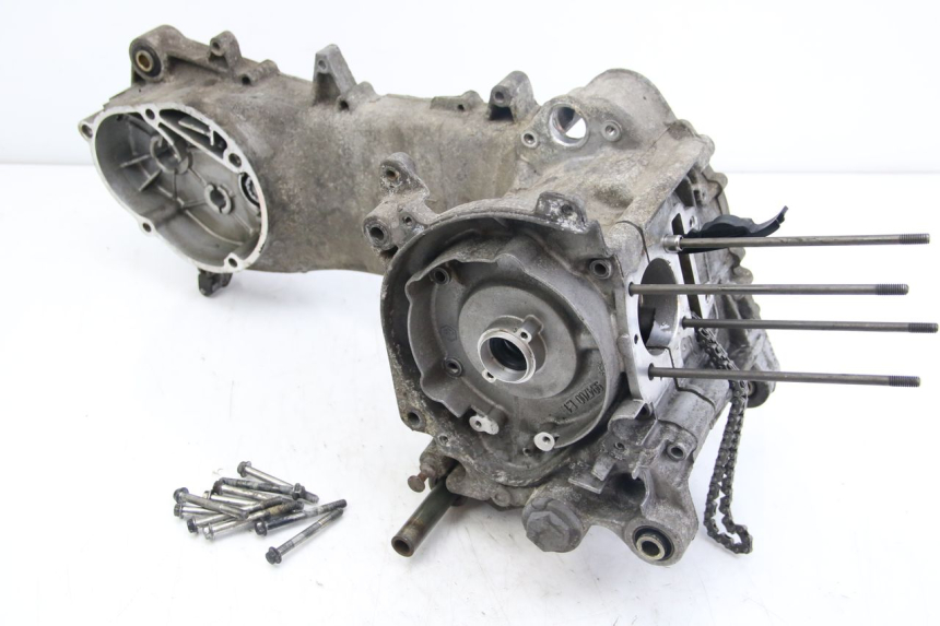 photo de ONDERKANT MOTORBLOK APRILIA SCARABEO 4T 50 (2009 - 2017) - Hoofdaanzicht