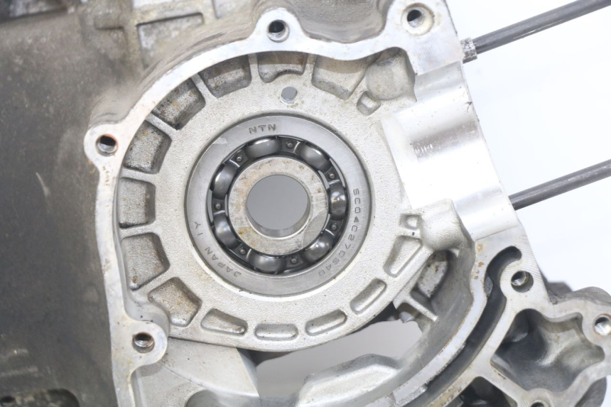 photo de ONDERKANT MOTORBLOK APRILIA SCARABEO 100 (2003 - 2012) - Alternatieve hoek