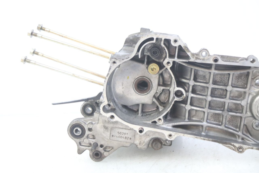 photo de ONDERKANT MOTORBLOK KYMCO SENTO 100 (2008 - 2013) - Kenmerkende details