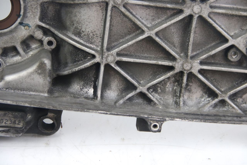 photo de ONDERKANT MOTORBLOK SUZUKI SIXTEEN 125 (2008 - 2010) - Kenmerkende details