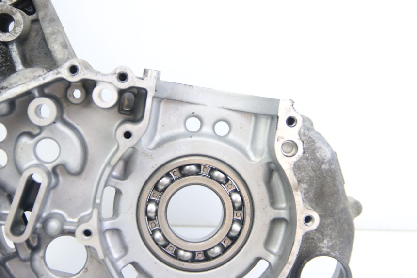 photo de ONDERKANT MOTORBLOK SUZUKI SIXTEEN 125 (2008 - 2010) - Zoom op gebruiksstaat