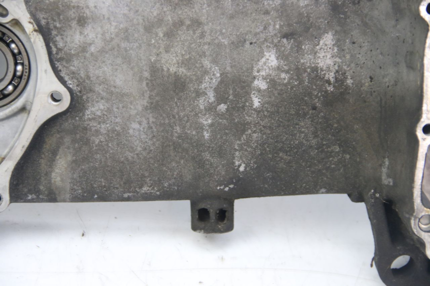 photo de ONDERKANT MOTORBLOK SUZUKI SIXTEEN 125 (2008 - 2010) - Bevestigingspunten