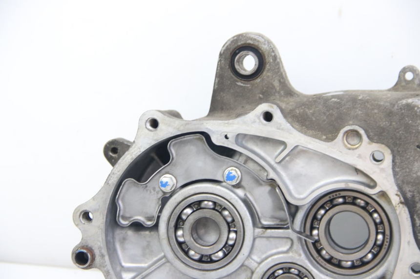 photo de ONDERKANT MOTORBLOK SUZUKI SIXTEEN 125 (2008 - 2010) - Markeringen en referenties