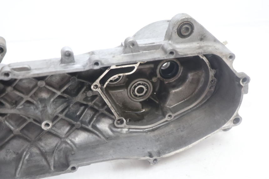 photo de ONDERSTE MOTORKAST YAMAHA SLIDER 50 (1999 - 2004) - Zoom op gebruiksstaat