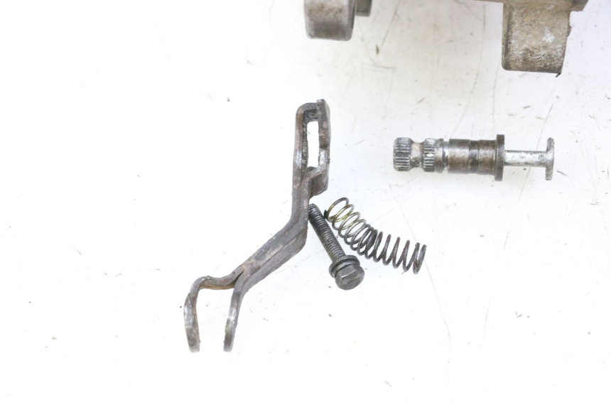 photo de ONDERKANT MOTORBLOK PEUGEOT SPEEDFIGHT 3 AIR 50 (2009 - 2015) - Zoom op gebruiksstaat