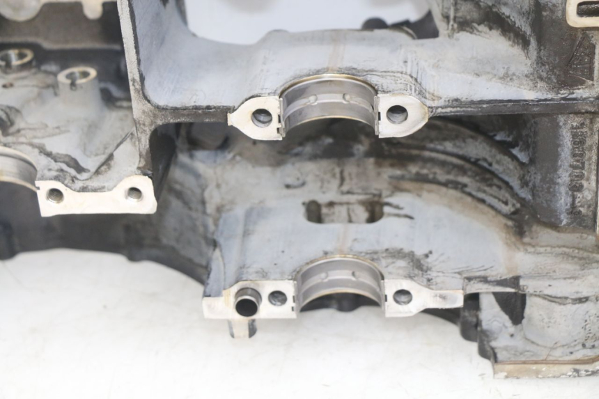 photo de ONDERKANT MOTORBLOK TRIUMPH SPRINT ST 955 (1999 - 2001) - Staat van het oppervlak