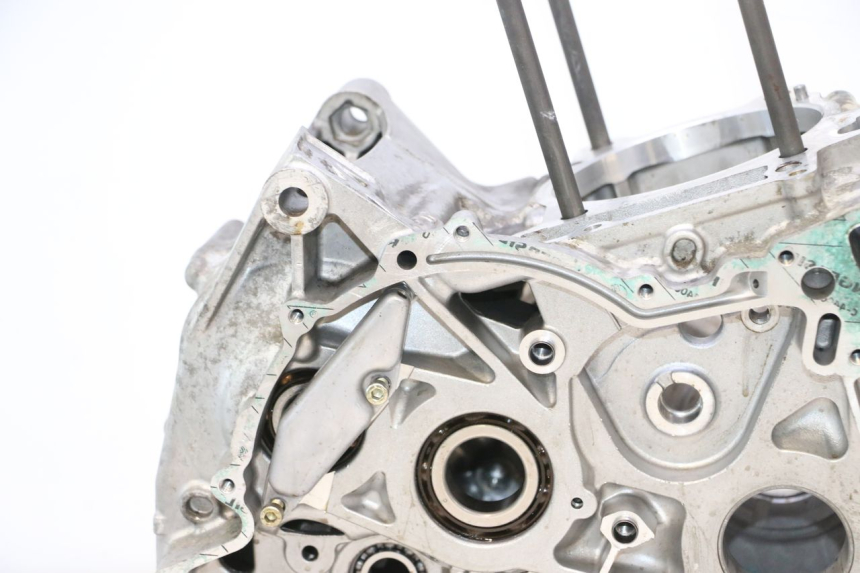 photo de ONDERSTE MOTORKAST CAN-AM SPYDER RS 1000 (2008 - 2012) - Aanvullende foto