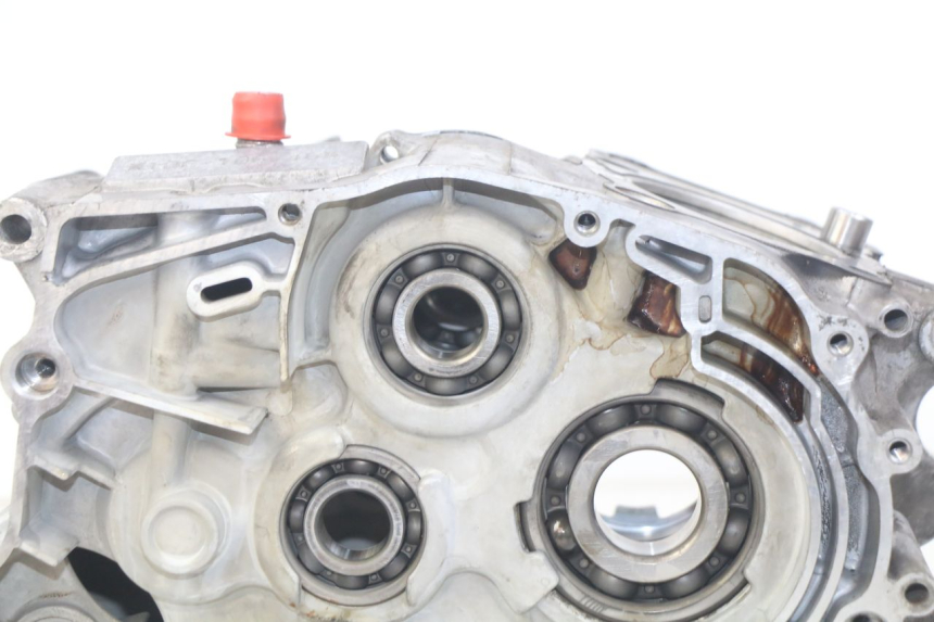 photo de ONDERKANT MOTORBLOK YAMAHA SR 125 (1982 - 2003) - Bevestigingspunten