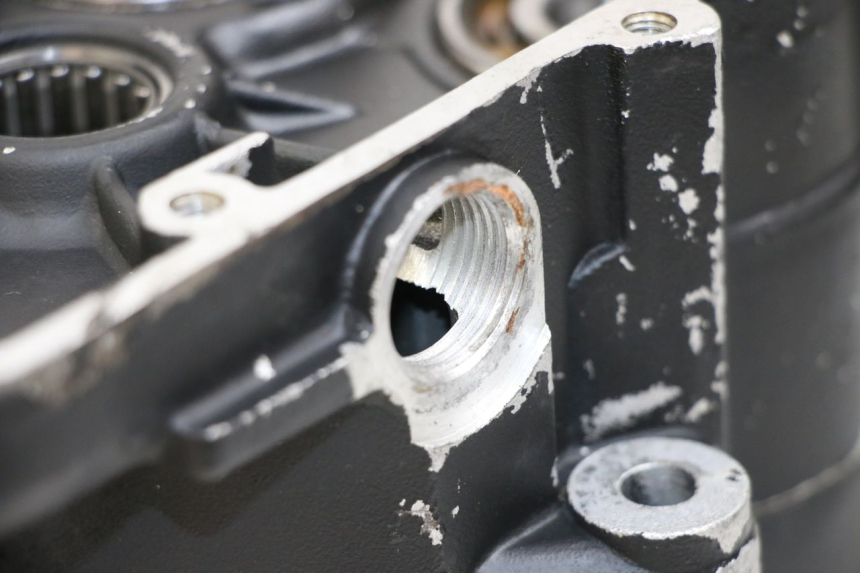 photo de ONDERKANT MOTORBLOK CAGIVA SUPER CITY 125 (1992 - 1997) - Bevestigingspunten