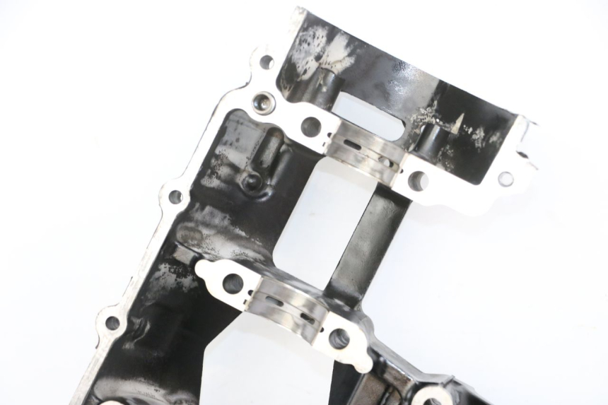 photo de ONDERKANT MOTORBLOK SUZUKI GSR 750 (2011 - 2017) - Andere kijkhoek