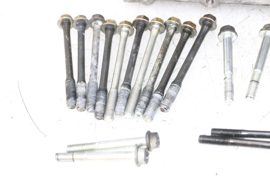 photo de ONDERKANT MOTORBLOK SUZUKI GSR 750 (2011 - 2017) - Visuele inspectie