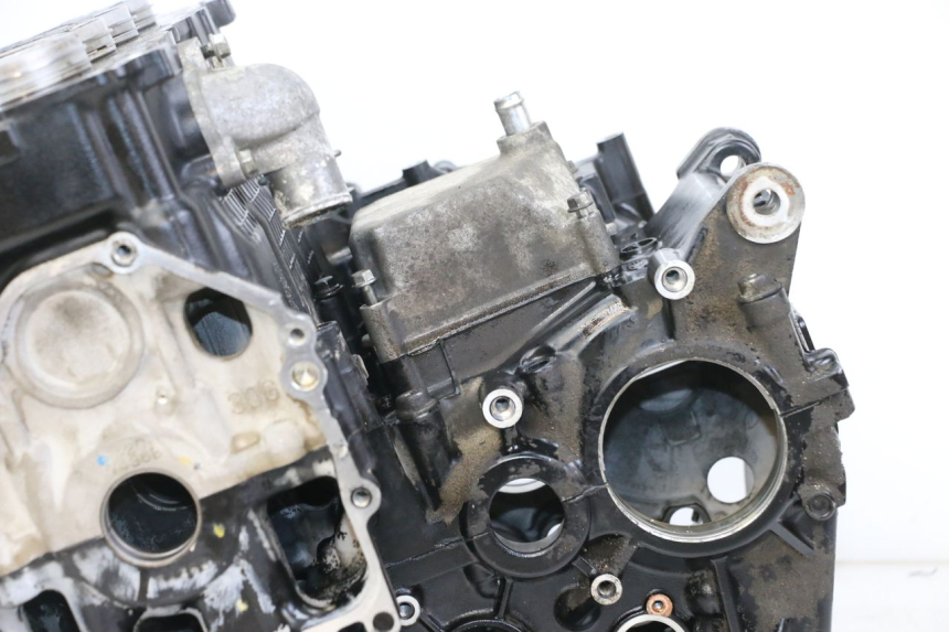 photo de ONDERKANT MOTORBLOK SUZUKI GSR 750 (2011 - 2017) - Gecontroleerd onderdeel