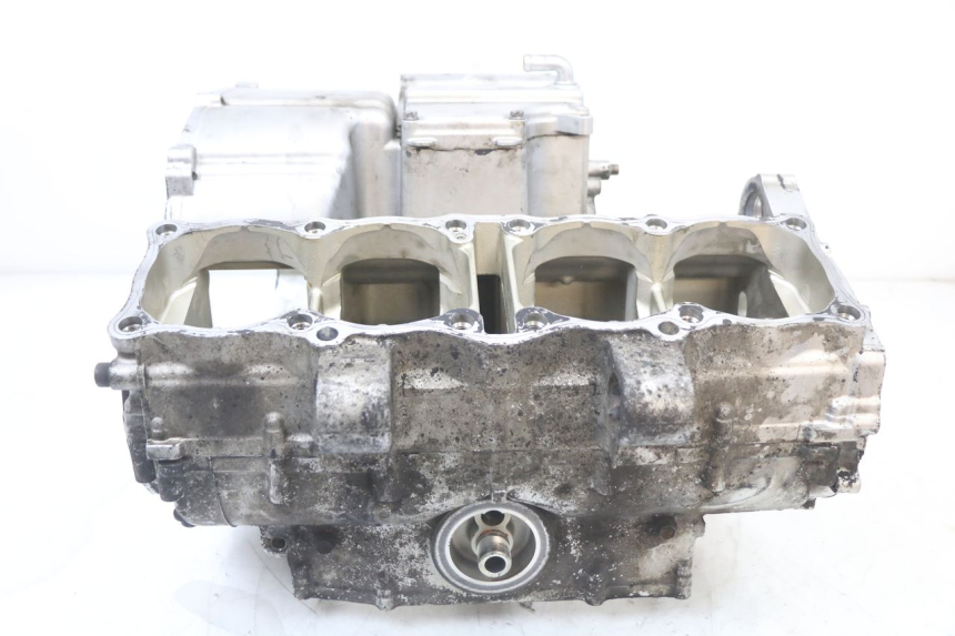 photo de ONDERKANT MOTORBLOK SUZUKI GSX F GSXF 650 (2007 - 2015) - Zoom op gebruiksstaat