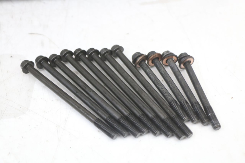 photo de ONDERKANT MOTORBLOK SUZUKI GSX F GSXF 650 (2007 - 2015) - Markeringen en referenties