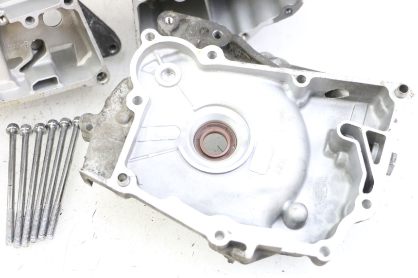 photo de ONDERKANT MOTORBLOK SYM ORBIT III 3 4T 50 (2018 - 2021) - Zoom op kwaliteit