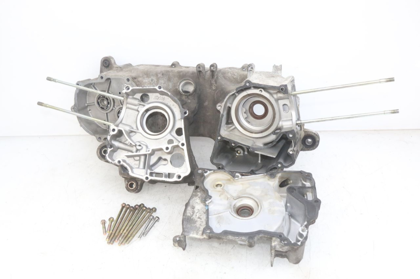 photo de ONDERKANT MOTORBLOK SYM SYMPHONY 125 (2009 - 2015) - Detail van het onderdeel