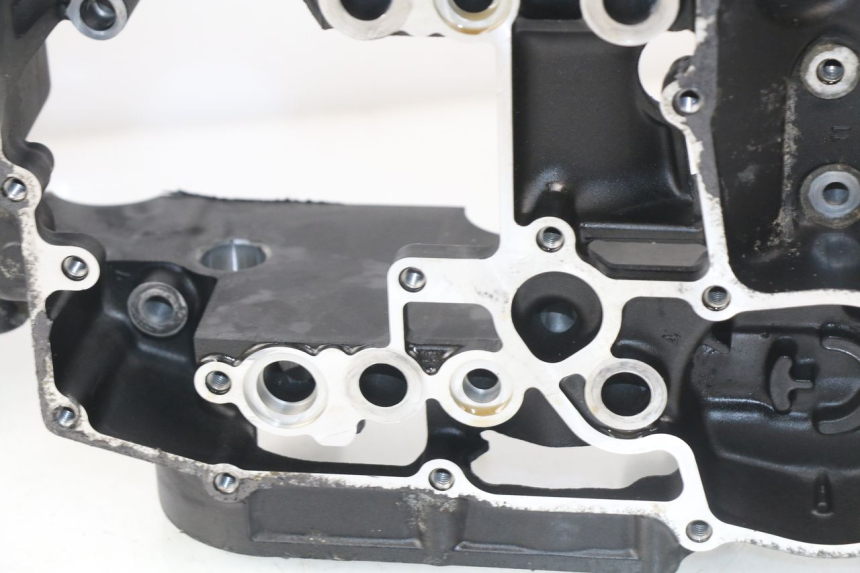 photo de ONDERKANT MOTORBLOK YAMAHA TDM ABS 900 (2002 - 2014) - Zoom op componenten