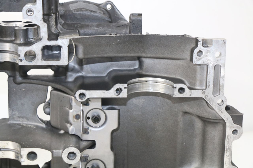 photo de ONDERKANT MOTORBLOK YAMAHA TDM ABS 900 (2002 - 2014) - Focus op structuur