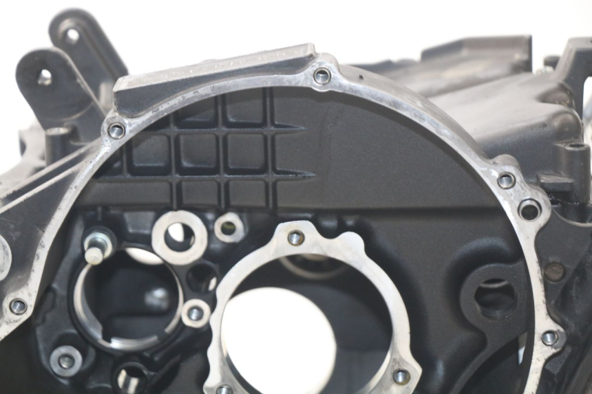 photo de ONDERKANT MOTORBLOK YAMAHA TDM ABS 900 (2002 - 2014) - Technische close-up