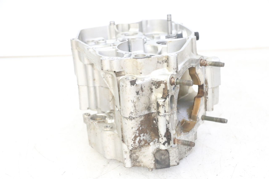 photo de ONDERKANT MOTORBLOK YAMAHA TDR DELTABOX 125 (1997 - 2003) - Technische close-up