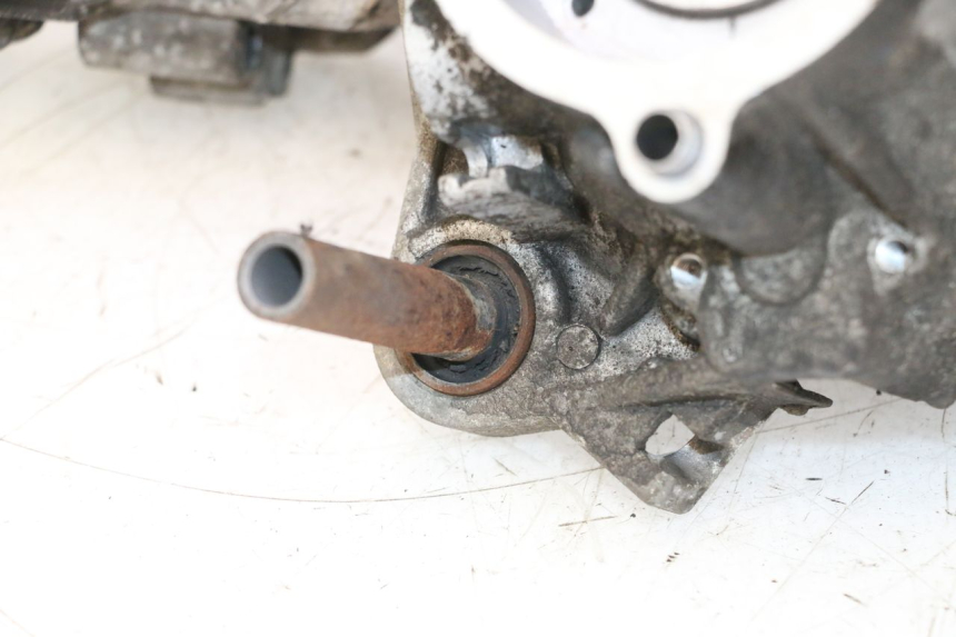 photo de ONDERSTE MOTORKAST PEUGEOT TREKKER 50 (1995 - 2004) - Visuele inspectie