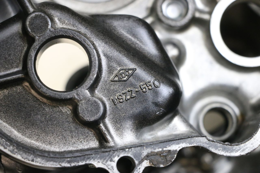 photo de ONDERKANT MOTORBLOK SUZUKI TS X 80 (1984 - 1988) - Zoom op componenten