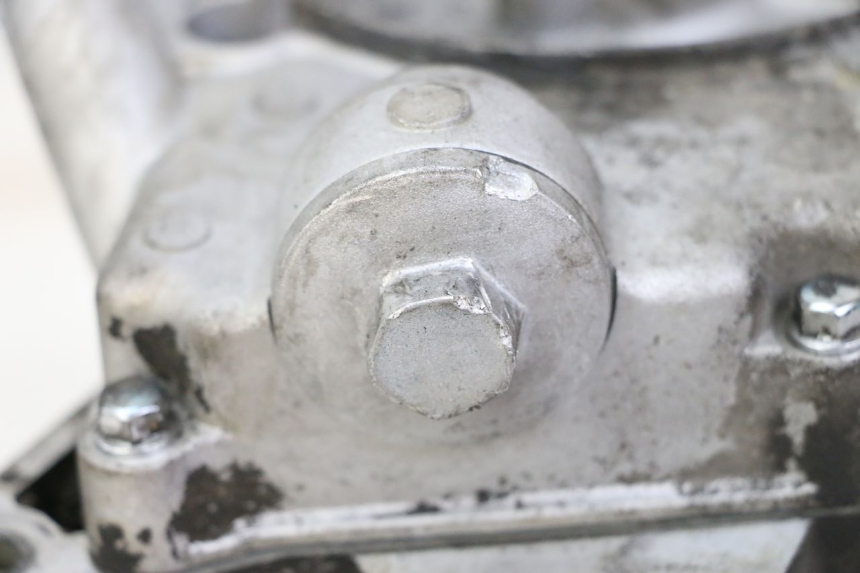 photo de ONDERKANT MOTORBLOK PEUGEOT TWEET 4T 50 (2018 - 2022) - Focus op structuur