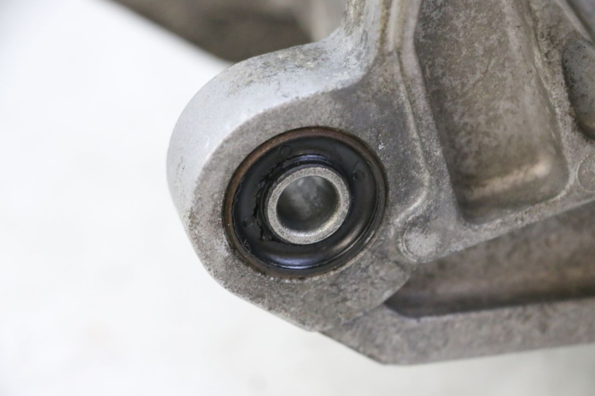 photo de ONDERKANT MOTORBLOK PEUGEOT TWEET 4T 50 (2018 - 2022) - Bevestigingspunten