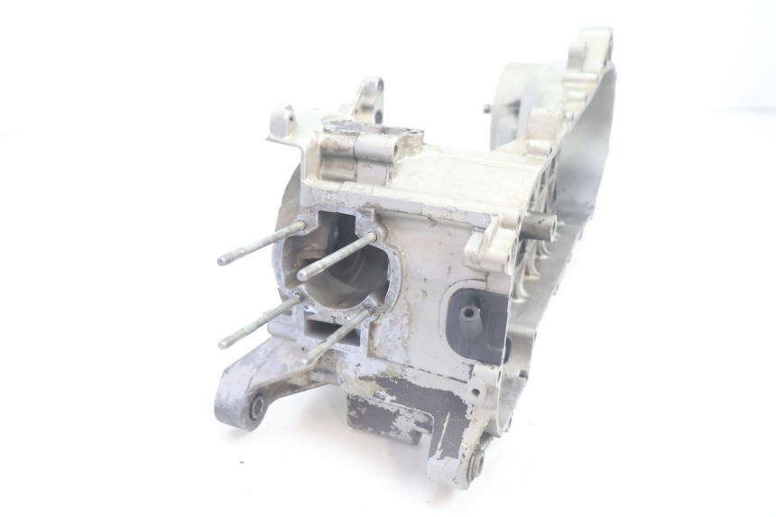 photo de ONDERKANT MOTORBLOK PIAGGIO TYPHOON 50 (1993 - 1999) - Visuele inspectie