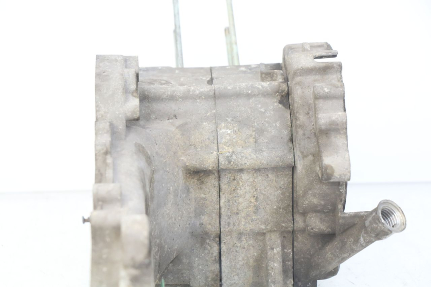 photo de ONDERKANT MOTORBLOK PEUGEOT V-CLIC VCLIC 50 (2007 - 2013) - Zoom op componenten