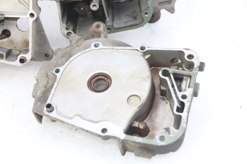 photo de ONDERKANT MOTORBLOK PEUGEOT V-CLIC VCLIC 50 (2007 - 2013) - Profielaanzicht