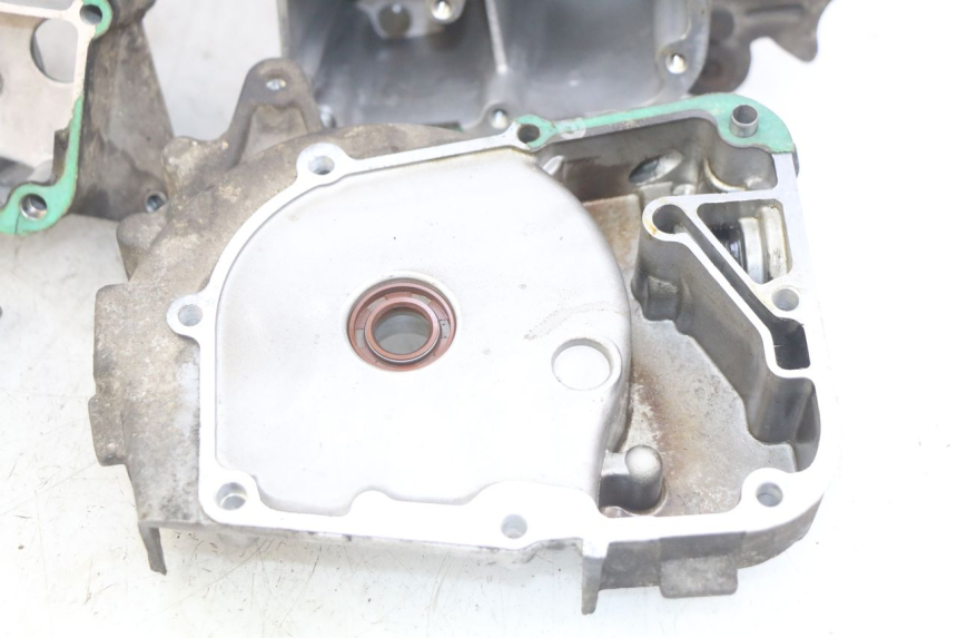 photo de ONDERKANT MOTORBLOK PEUGEOT V-CLIC VCLIC 50 (2007 - 2013) - Visuele inspectie