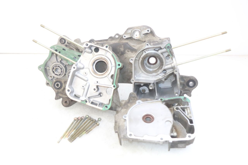 photo de ONDERKANT MOTORBLOK PEUGEOT V-CLIC VCLIC 50 (2007 - 2013) - Zoom op kwaliteit