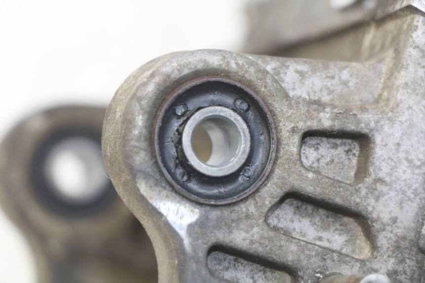 photo de ONDERKANT MOTORBLOK PEUGEOT V-CLIC VCLIC 50 (2007 - 2013) - Technische close-up