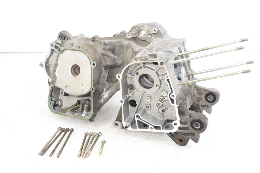 photo de ONDERKANT MOTORBLOK PEUGEOT V-CLIC VCLIC 50 (2007 - 2013) - Detailaanzicht