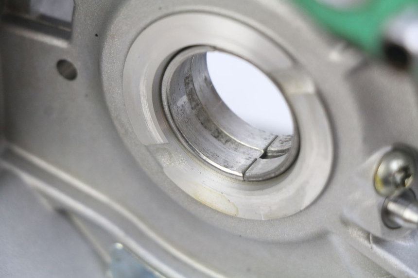 photo de ONDERKANT MOTORBLOK PIAGGIO VESPA GTS IGET ABS 125 (2017 - 2023) - Zoom op kwaliteit