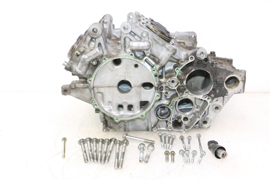 photo de ONDERSTE MOTORKAST HONDA VFR FI RC46 800 (1998 - 2001) - Hoofdaanzicht