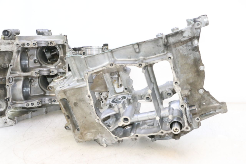 photo de ONDERSTE MOTORKAST HONDA VFR FI RC46 800 (1998 - 2001) - Gecontroleerd onderdeel