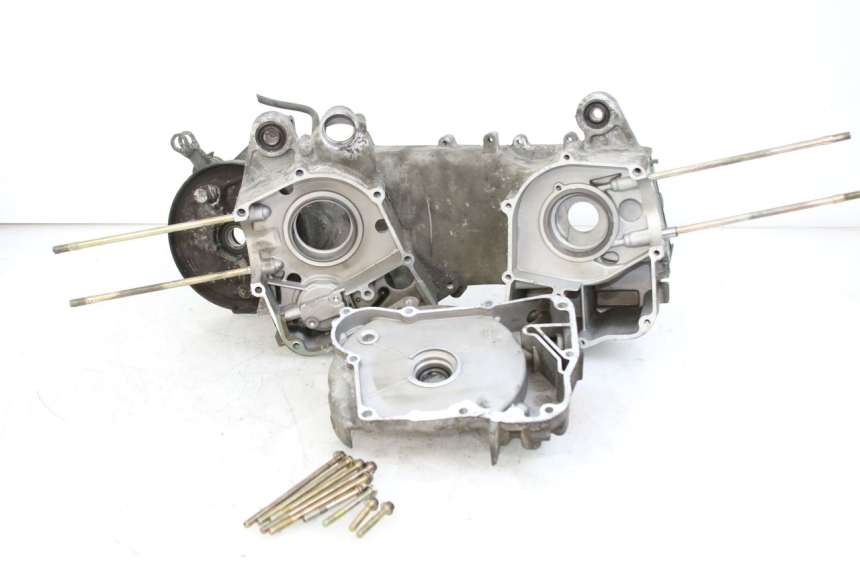 photo de ONDERKANT MOTORBLOK PEUGEOT VIVACITY 125 (2010 - 2017) - Detail van het onderdeel