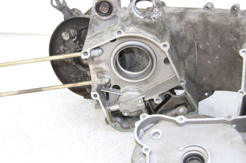 photo de ONDERKANT MOTORBLOK PEUGEOT VIVACITY 125 (2010 - 2017) - Kenmerkende details